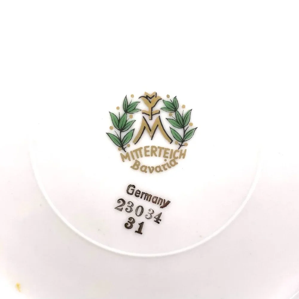 Set 2 Mitterteich Bavaria Germany 7.5" Decorative Bird Plates with Gold Accents - Picture 8 of 12